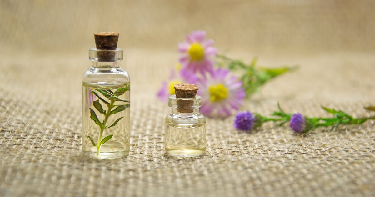 Aromathérapie : 8 utilisations des huiles essentielles